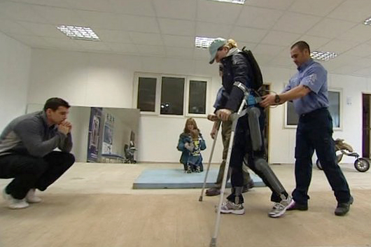 ���������� ������ �յΰ� �����Ʒ��� �ϴ� �θ���